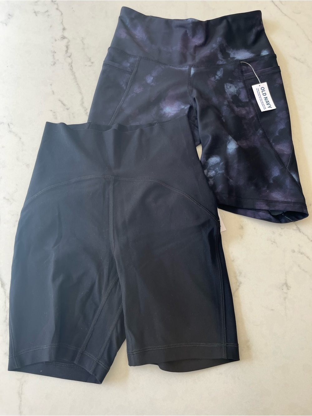 Old Navy Women's Black High-Waist Bike Shorts (Solid + Black Tie-Dye)